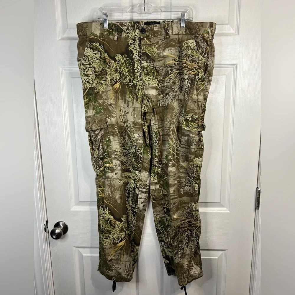 Redhead men’s camouflage cargo pants - Size XL